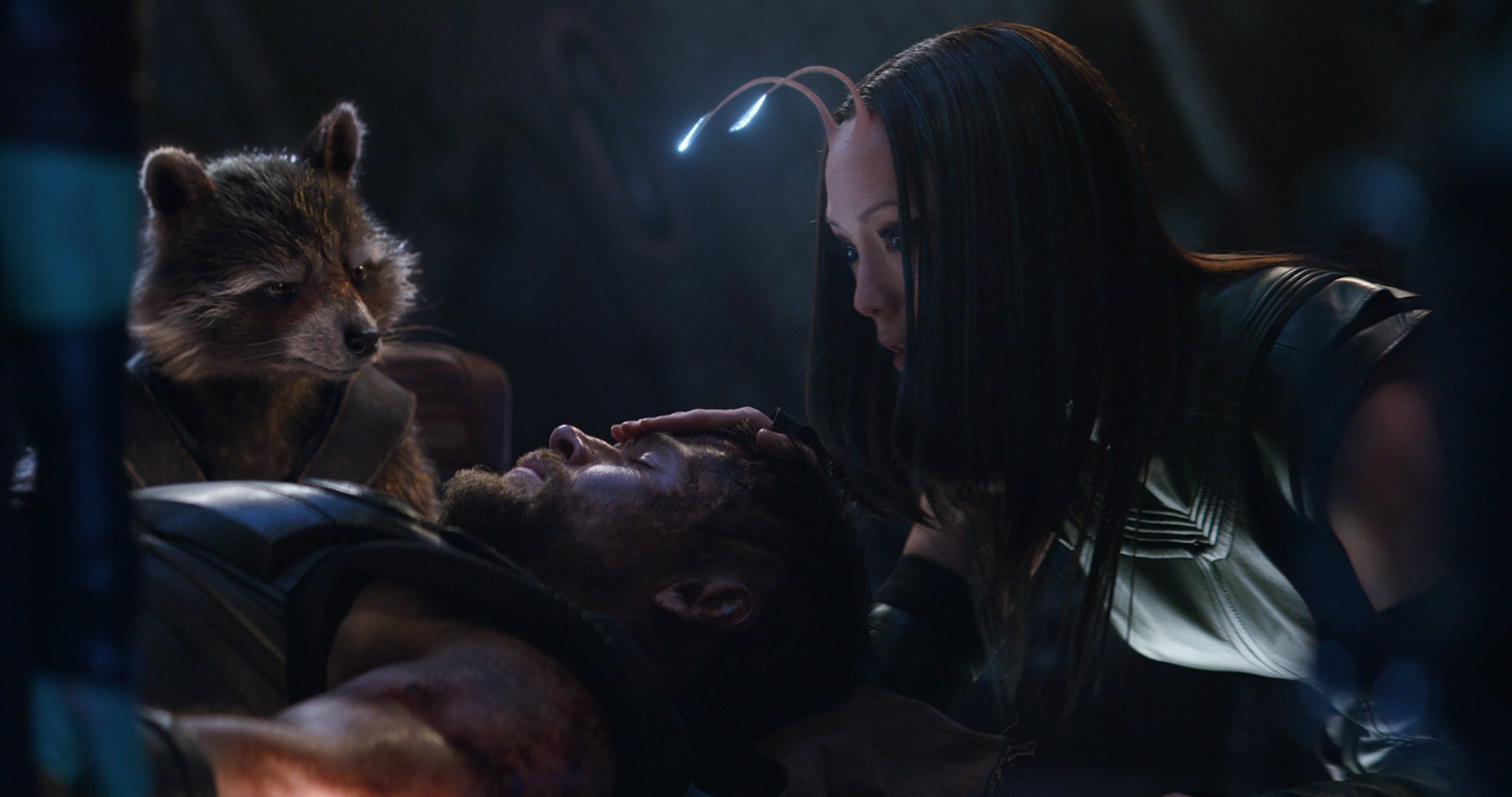 Mantis wakes up Thor in Avengers Infinity War