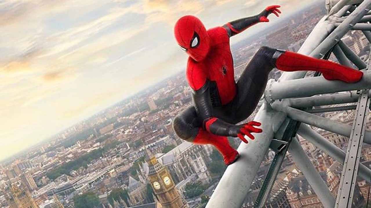Spider Man Far From Home Poster Still