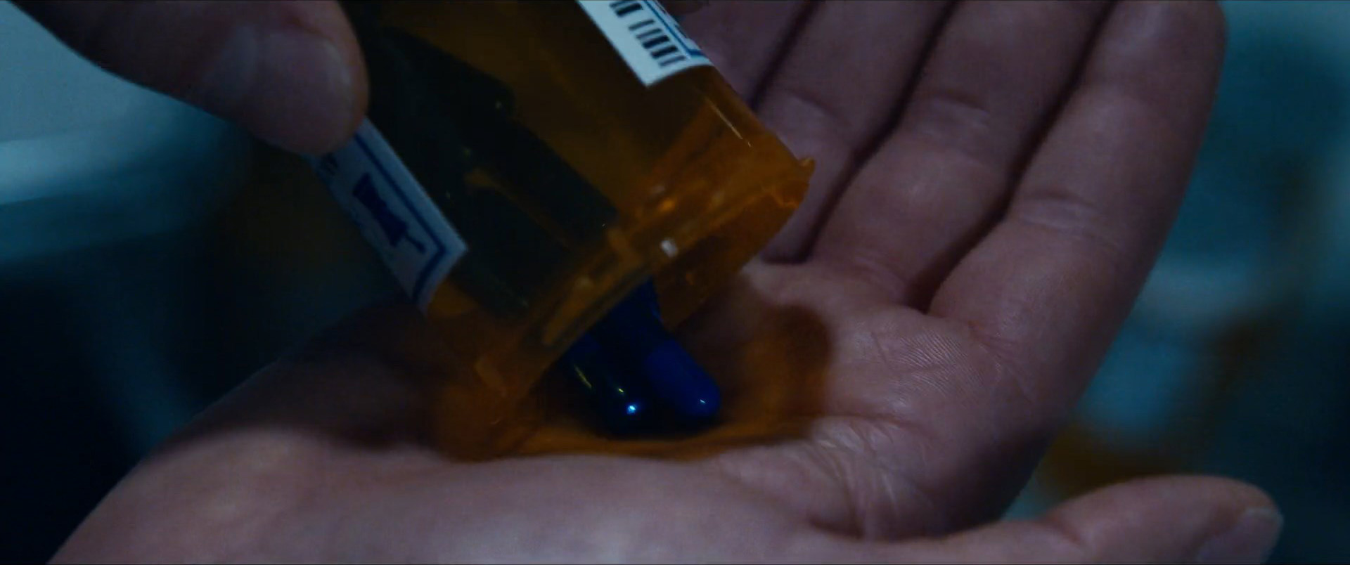 The Matrix Resurrections Still 20 Blue Pills